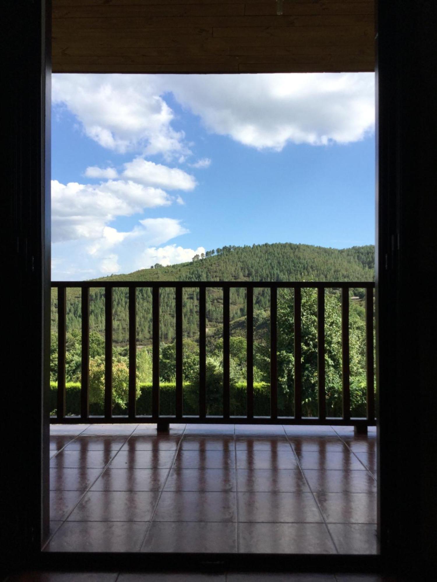 Alojamiento En Entorno Rural Los Trobos Villar de Otero Zimmer foto